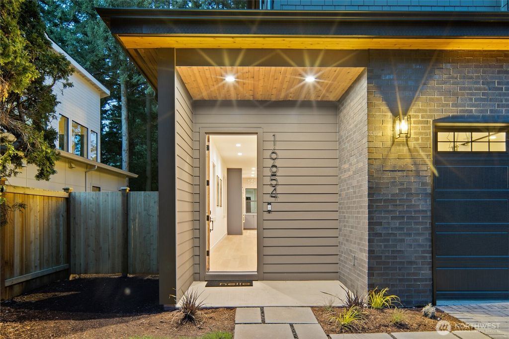 Photo of 16654 NE 12th Street, Bellevue, WA 98008 (MLS # 2479941)