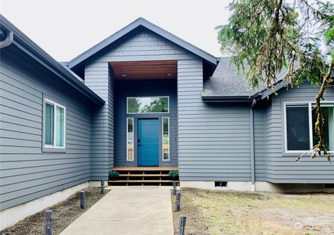 582 Blue Wing Loop SE Ocean Shores WA 98569