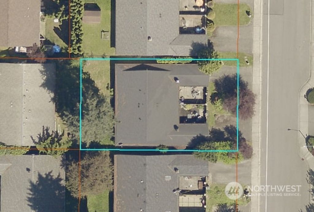 Photo of 827 143rd Avenue SE, Bellevue, WA 98007 (MLS # 2293571)