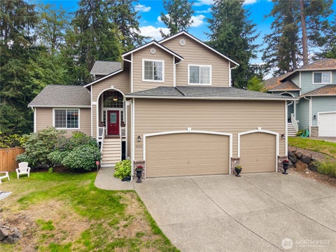 Photo of 4824 118th Place SE, Everett, WA 98208 (MLS # 2591800)