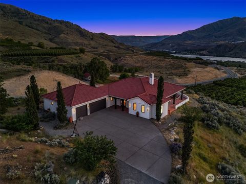 Photo of 27 Ridge Road, Orondo, WA 98843 (MLS # 2523795)