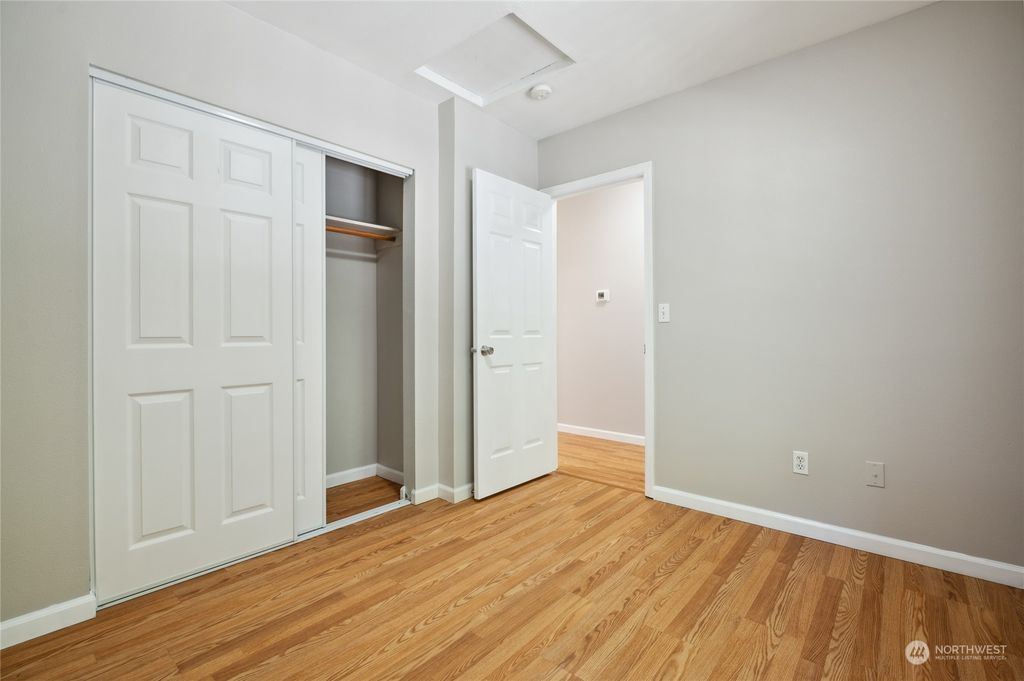 listing image 9362544069597848514