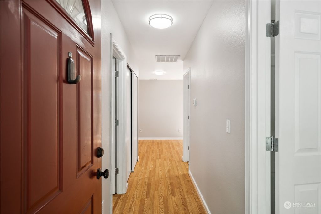 listing image 9364740884442499018