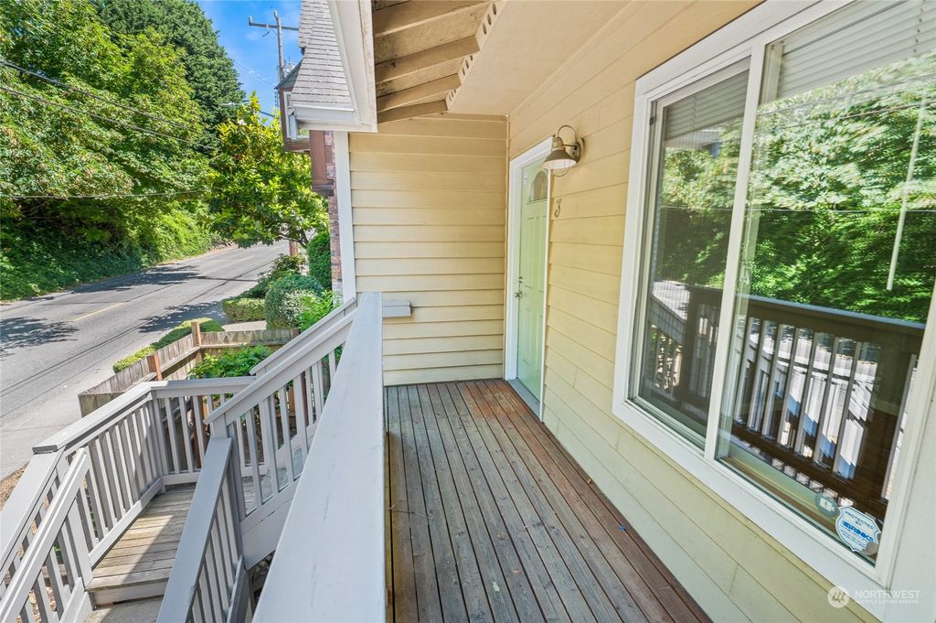 listing image 9367802895150581845