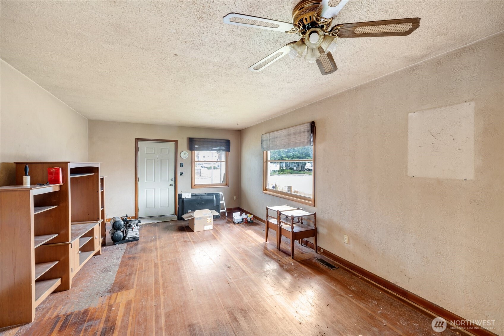 6648 S Lawrence Street