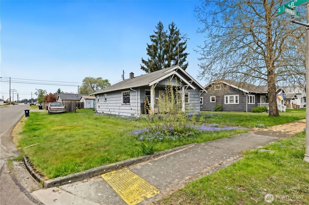 Photo of 6648 S Lawrence Street, Tacoma, WA 98409 (MLS # 2509527)