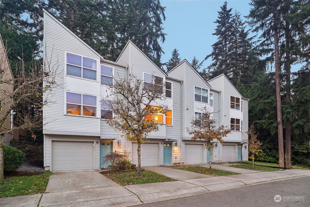 Photo of 19063 14th Court NE, Shoreline, WA 98155 (MLS # 2317833)