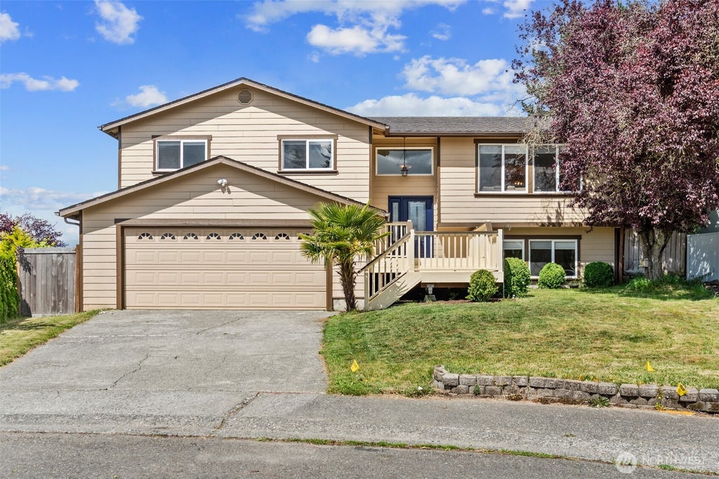 Photo of 407 Veralene Wy WAY SW, Everett, WA 98203 (MLS # 2537349)