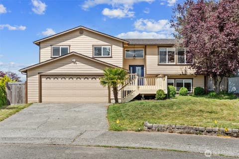 Photo of 407 Veralene Wy WAY SW, Everett, WA 98203 (MLS # 2537349)