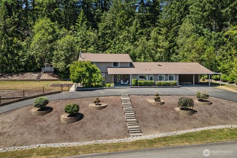 Photo of 6830 SE Arlington Place, Port Orchard, WA 98367 (MLS # 2391435)