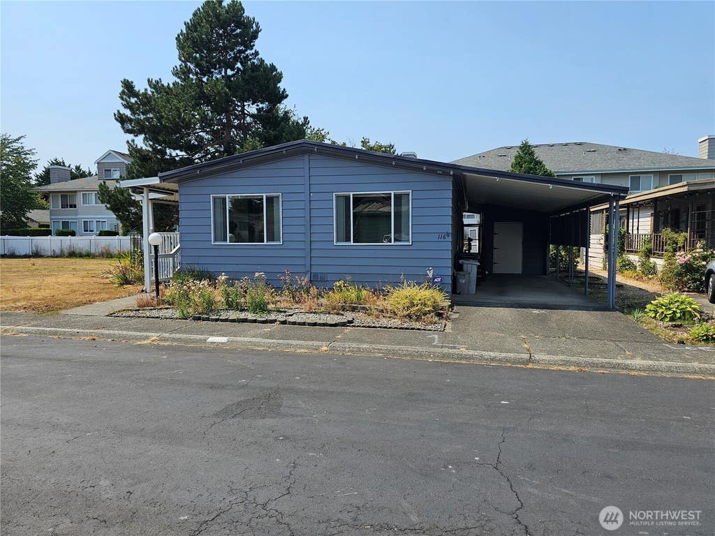 Photo of 11436 SE 208th Street, Kent, WA 98031 (MLS # 2569812)