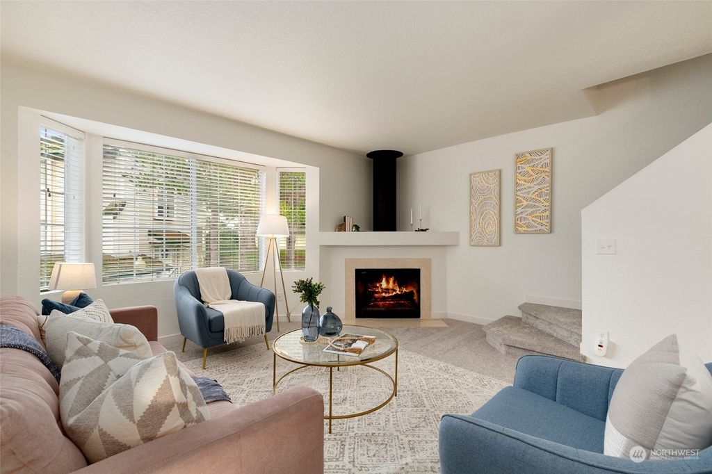 Photo of 630 122nd Avenue NE, Bellevue, WA 98005 (MLS # 2189796)