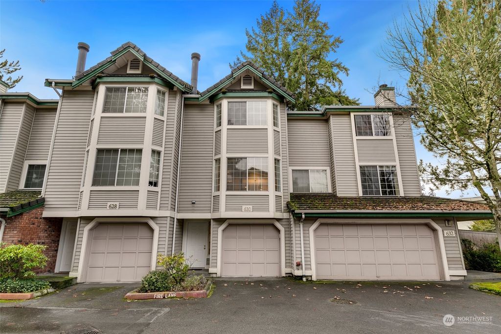 Photo of 630 122nd Avenue NE, Bellevue, WA 98005 (MLS # 2189796)