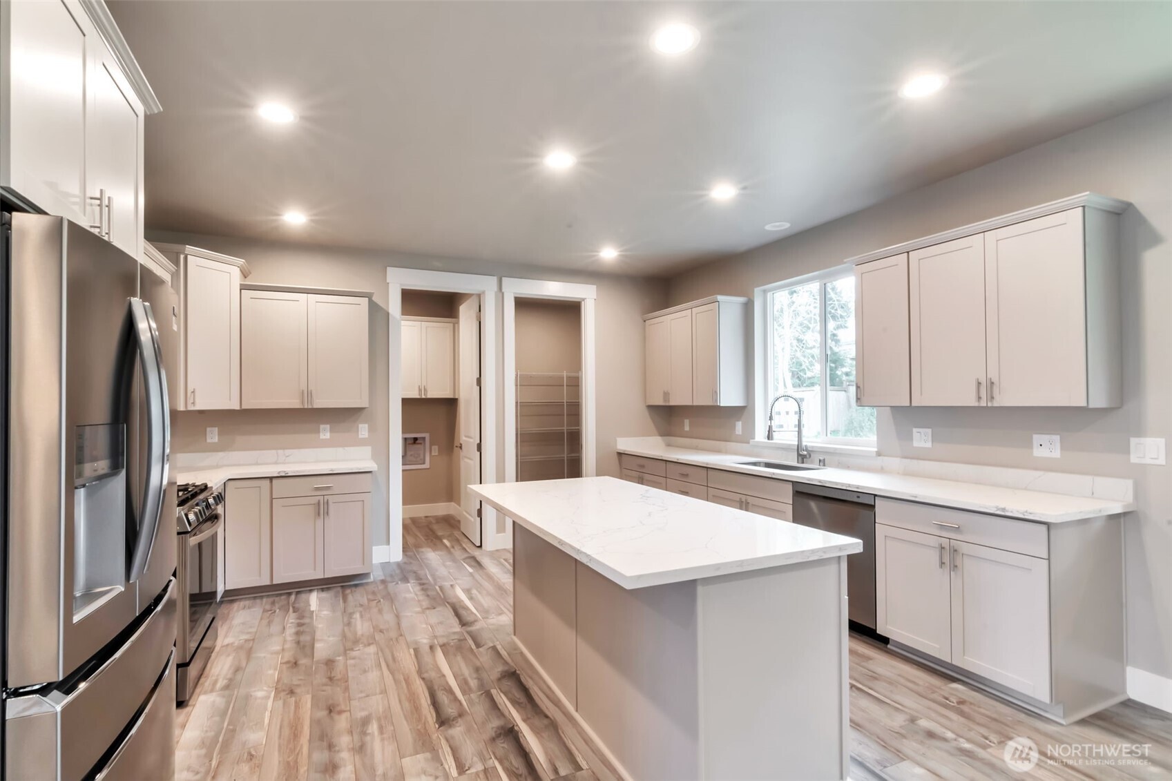 4940 Johnson Street NW