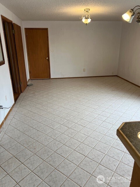10623 SE 236th Place