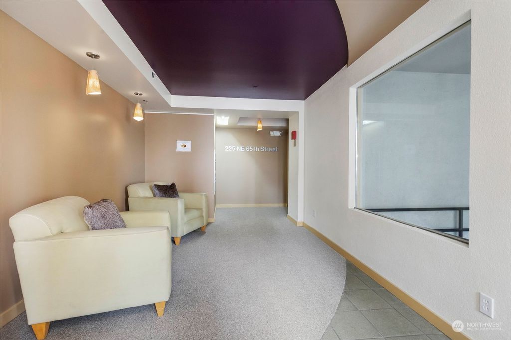 listing image 9362897784595824439
