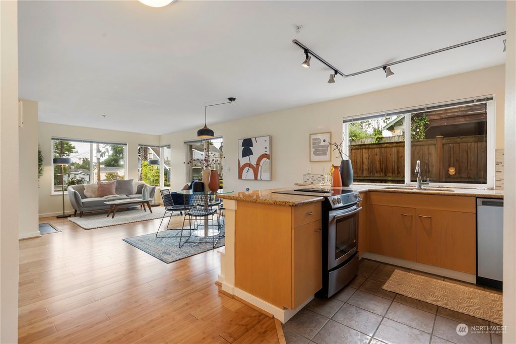 listing image 9368114642428061931