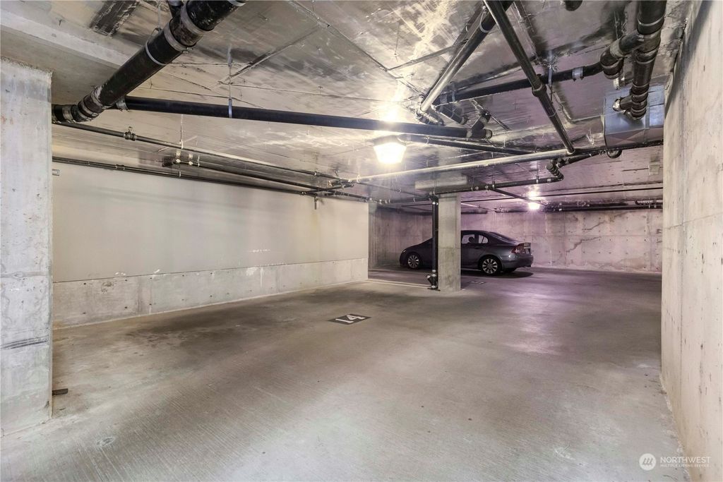 listing image 9363897543065059460