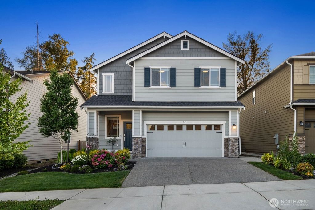 Photo of 913 119th Avenue SE, Lake Stevens, WA 98258 (MLS # 2543199)