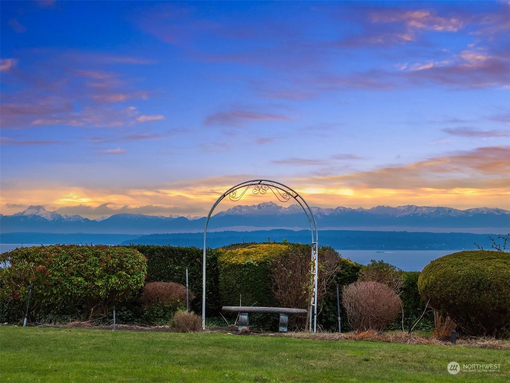 Photo of 16707 16th Avenue NW, Shoreline, WA 98177 (MLS # 2321787)