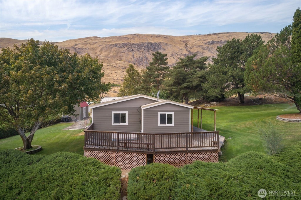 Photo of 384 SR 173, Brewster, WA 98812 (MLS # 2581016)