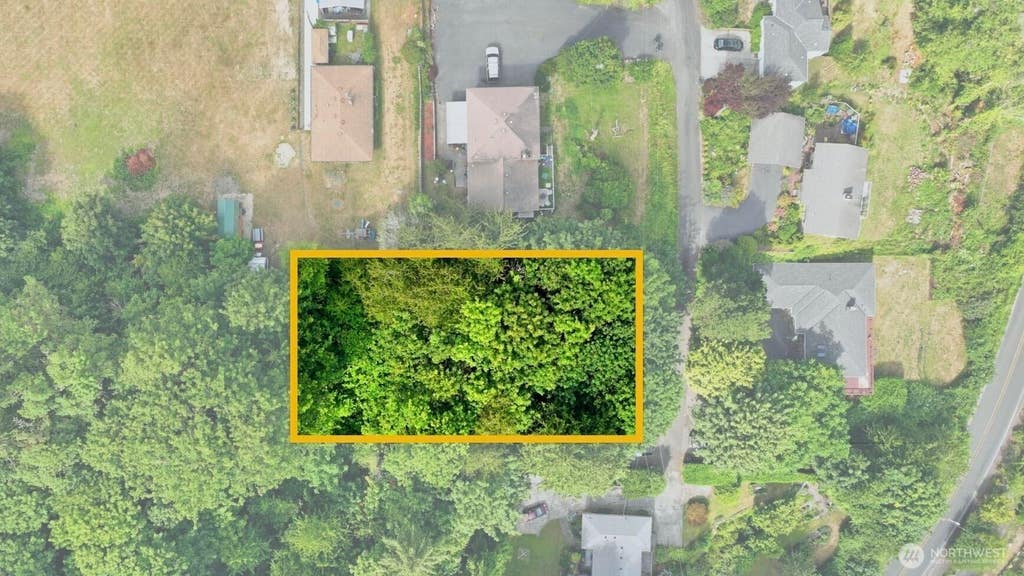 Photo of 16 NW Cartier Dr, Bremerton, WA 98312 (MLS # 2559269)