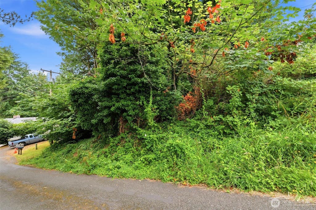 Photo of 16 NW Cartier Dr, Bremerton, WA 98312 (MLS # 2559269)