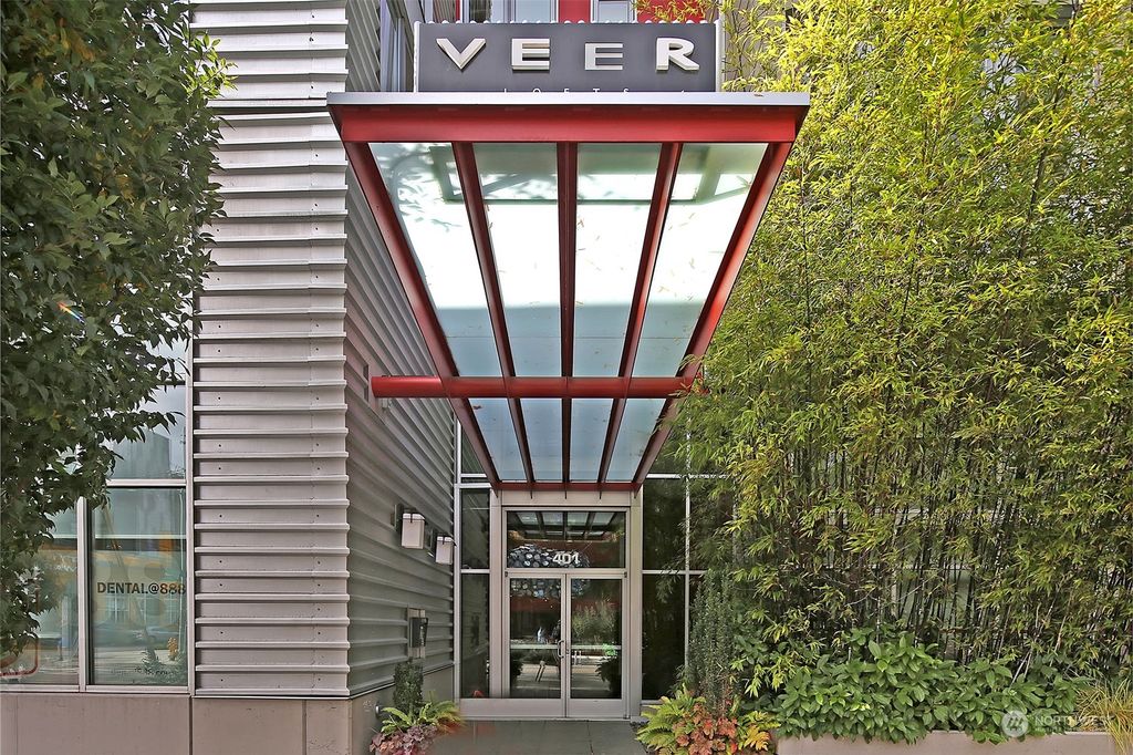 Photo of 401 9th Avenue N #401, Seattle, WA 98109 (MLS # 2249430)