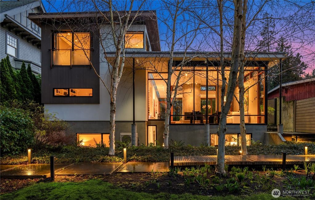 Photo of 2606 E Garfield Street, Seattle, WA 98112 (MLS # 2479100)