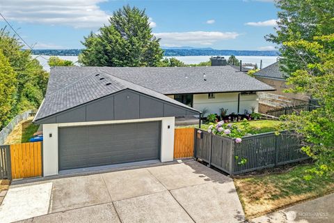 Photo of 1318 Lake Washington Boulevard S, Seattle, WA 98144 (MLS # 2549060)