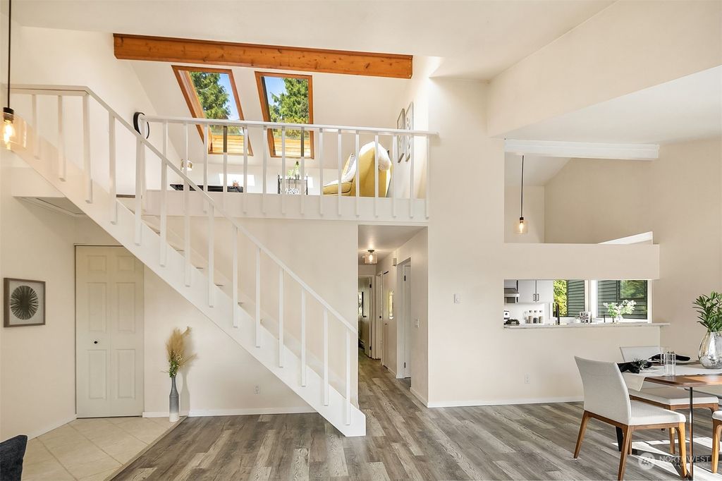 Photo of 7014 116th Avenue NE #D, Kirkland, WA 98033 (MLS # 2060448)