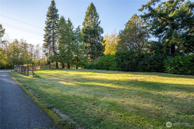 4258 Northwest Drive