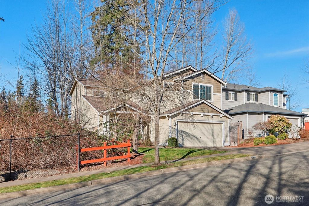 Photo of 16322 SE 260th Street, Covington, WA 98042 (MLS # 2334890)