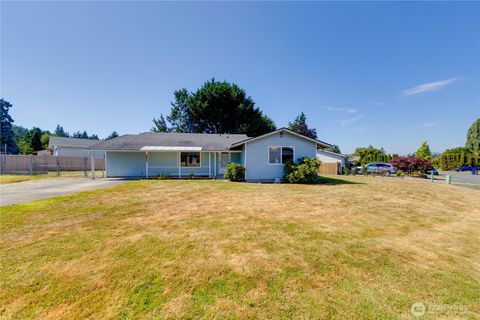 Photo of 2027 E BelAir Drive, Mount Vernon, WA 98273 (MLS # 2410507)