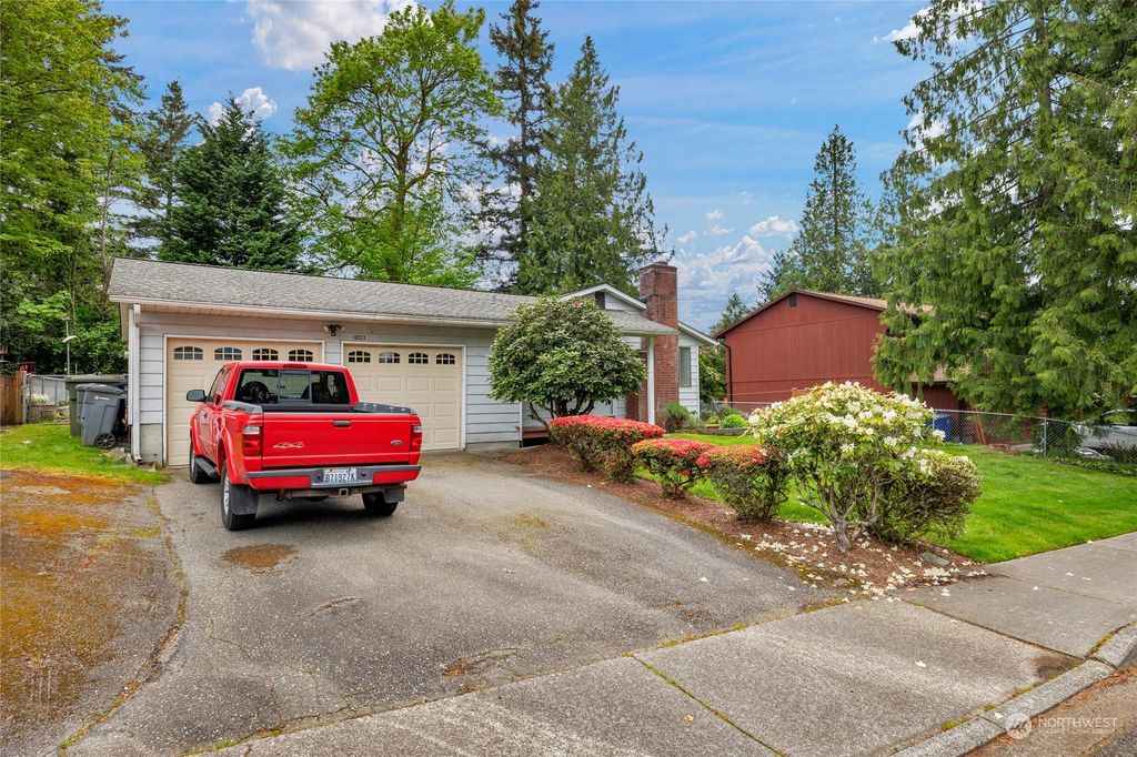 Photo of 10023 NE 202nd Street, Bothell, WA 98011 (MLS # 2229644)