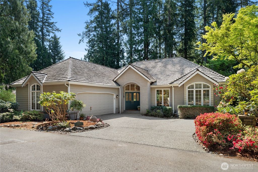 Photo of 3307 Sahalee Way NE, Sammamish, WA 98074 (MLS # 2394944)