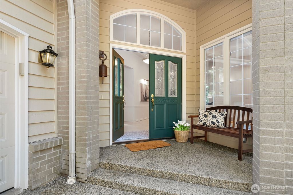 Photo of 3307 Sahalee Way NE, Sammamish, WA 98074 (MLS # 2394944)