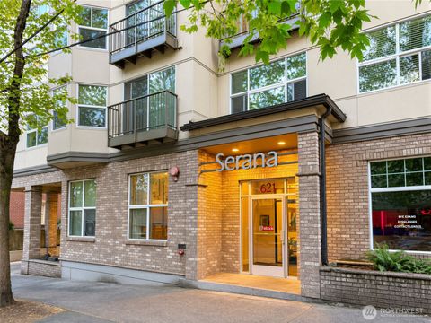 Photo of 621 5th Avenue N #402, Seattle, WA 98109 (MLS # 2545309)