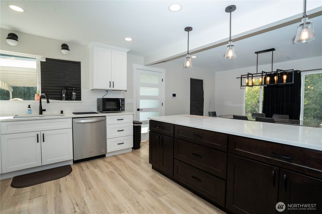 Photo of 18830 108th Avenue SE, Renton, WA 98055 (MLS # 2523396)
