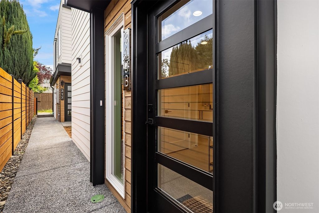 Photo of 319 NW 87th Street #B, Seattle, WA 98117 (MLS # 2523177)