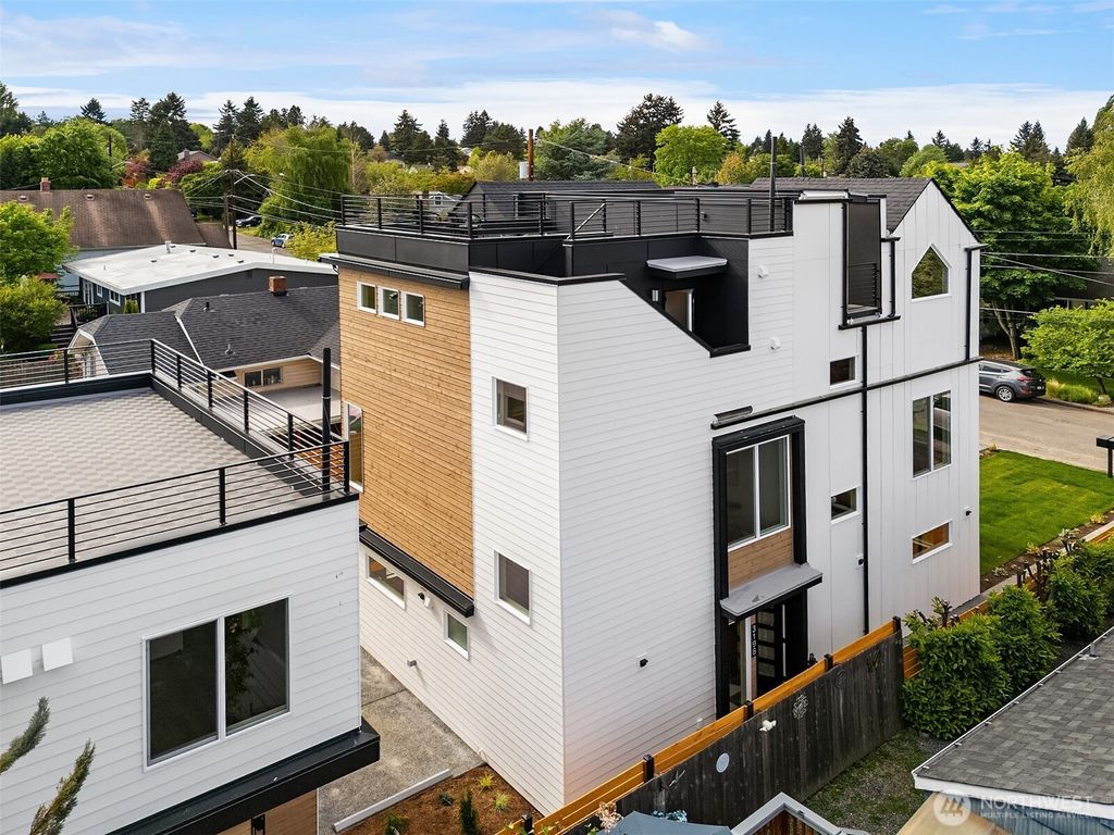 Photo of 319 NW 87th Street #B, Seattle, WA 98117 (MLS # 2523177)