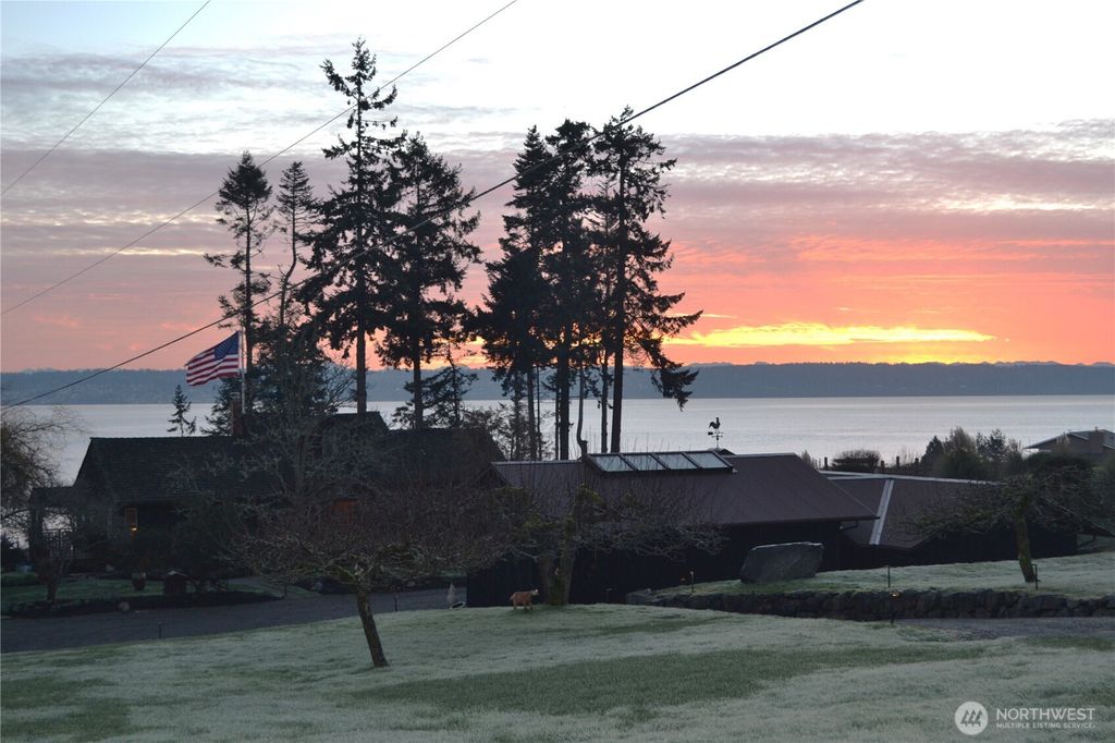 Photo of 23884 Jefferson Beach Road NE, Kingston, WA 98346 (MLS # 2474820)