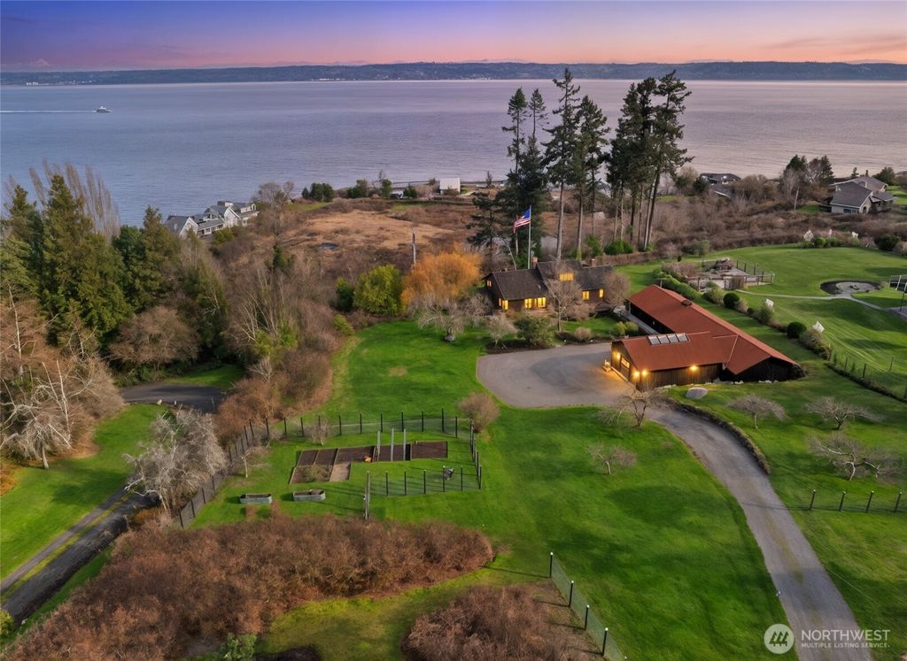 Photo of 23884 Jefferson Beach Road NE, Kingston, WA 98346 (MLS # 2474820)