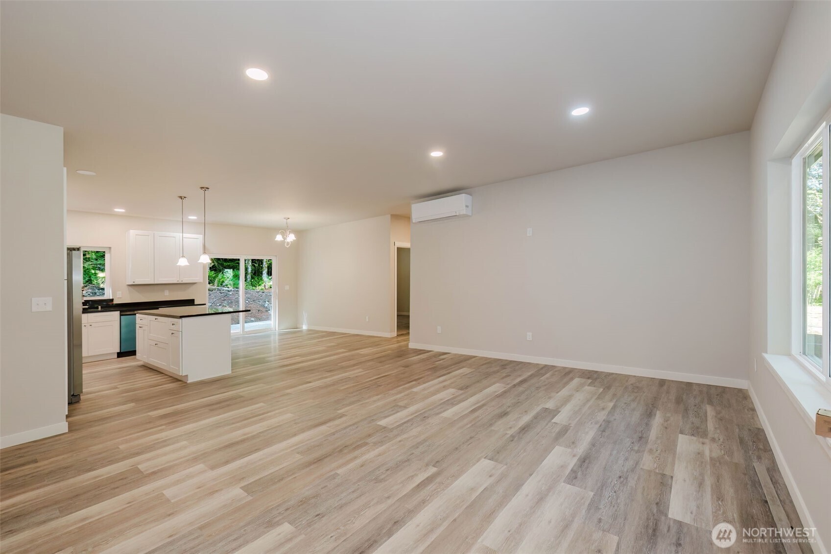 61 E Olyview Place