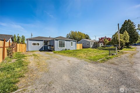 304 Edwards Street SW Yelm WA 98597