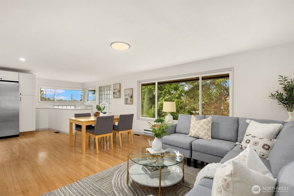 Photo of 8450 24th Avenue SW, Seattle, WA 98106 (MLS # 2466614)