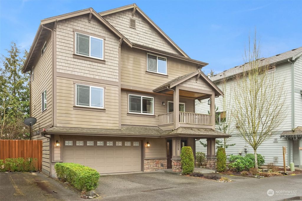 Photo of 1228 162nd Place SW, Lynnwood, WA 98087 (MLS # 2205188)