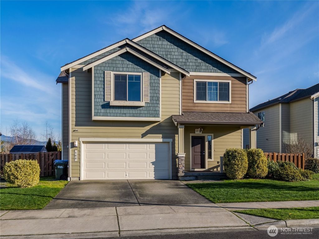 Photo of 460 Partlon St St, Buckley, WA 98321 (MLS # 2469556)