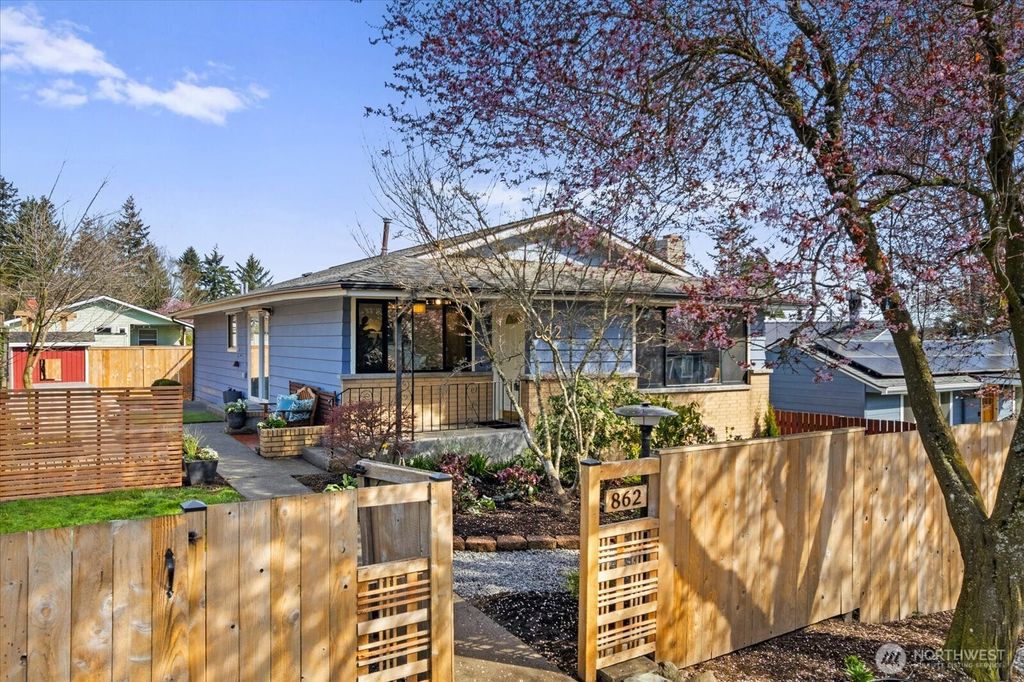Photo of 862 NW 87th Street, Seattle, WA 98117 (MLS # 2349431)