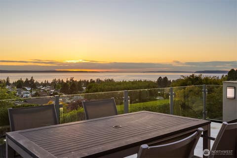 Photo of 227 Highland Drive, Edmonds, WA 98020 (MLS # 2553125)